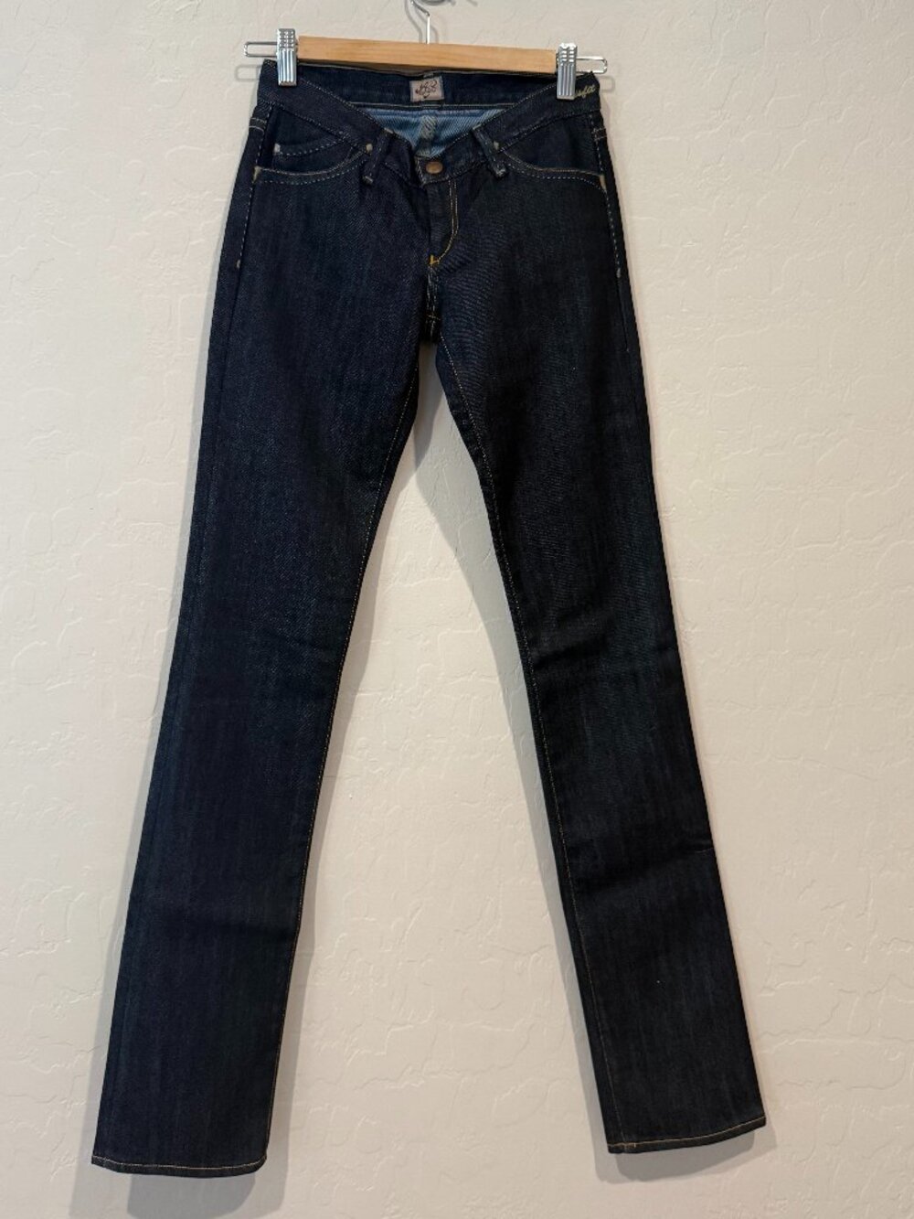 GOLDSIGN Misfit Straight Leg Jeans Raw Dark Indigo Wash USA Size 24